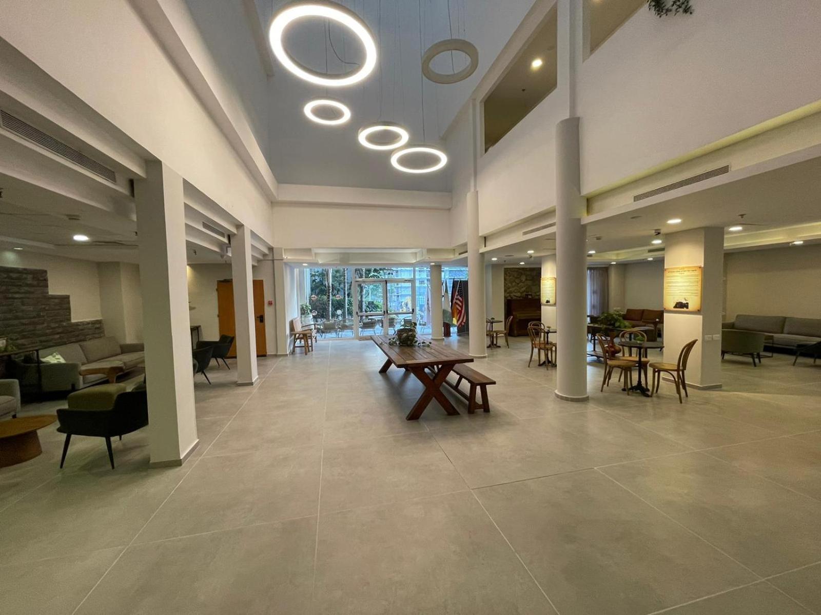 Astoria Galilee Hotel Tiberias Exteriör bild