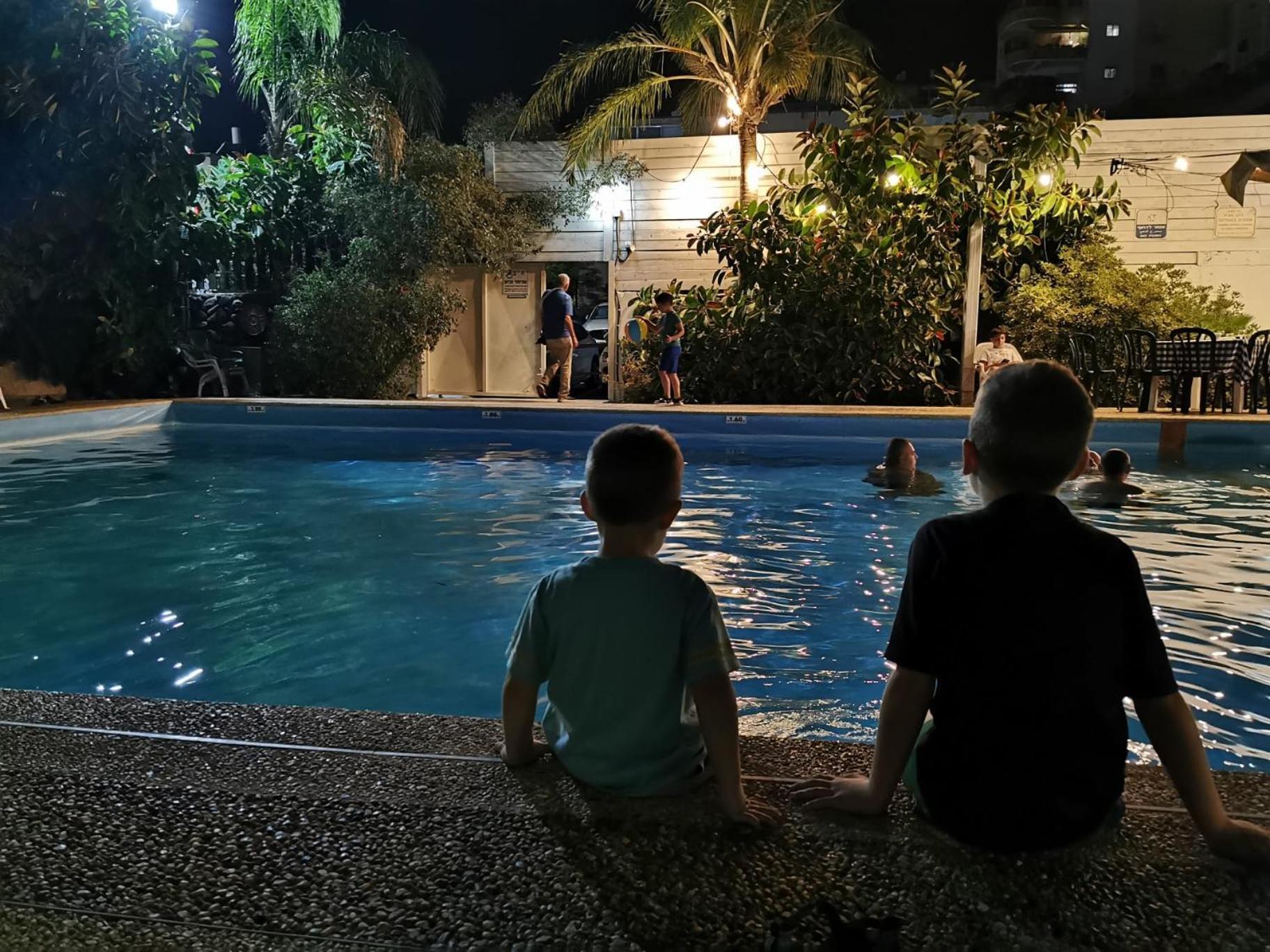 Astoria Galilee Hotel Tiberias Exteriör bild
