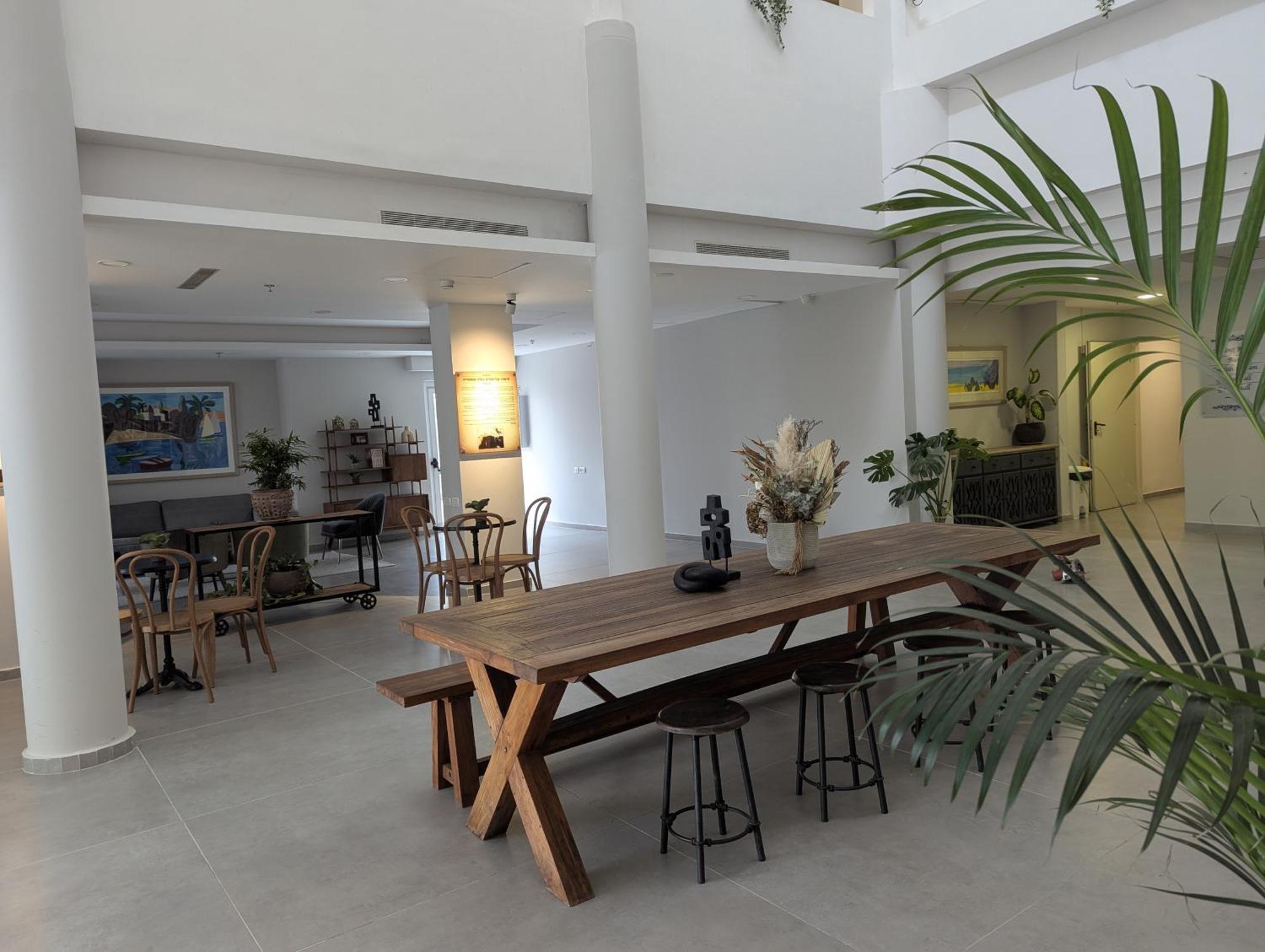 Astoria Galilee Hotel Tiberias Exteriör bild